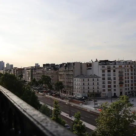 Luxurious Apartment Trio Διαμέρισμα *