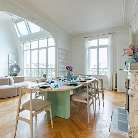 Luxurious Apartment Trio Διαμέρισμα